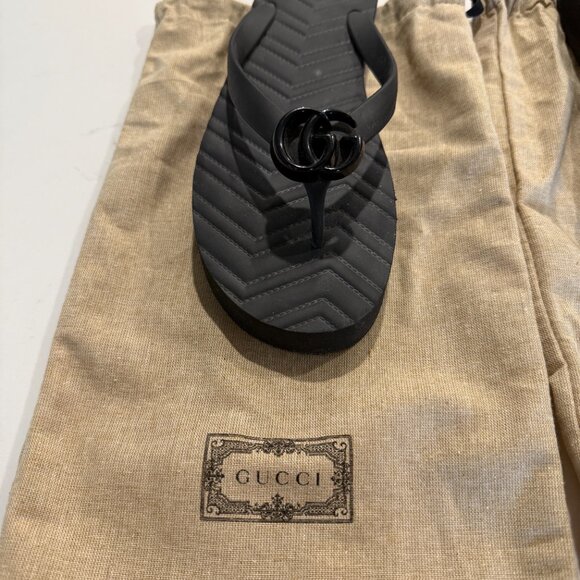 Gucci Black Pascar GG Platform Woman's Size 11 Flip Flops - Picture 2 of 3